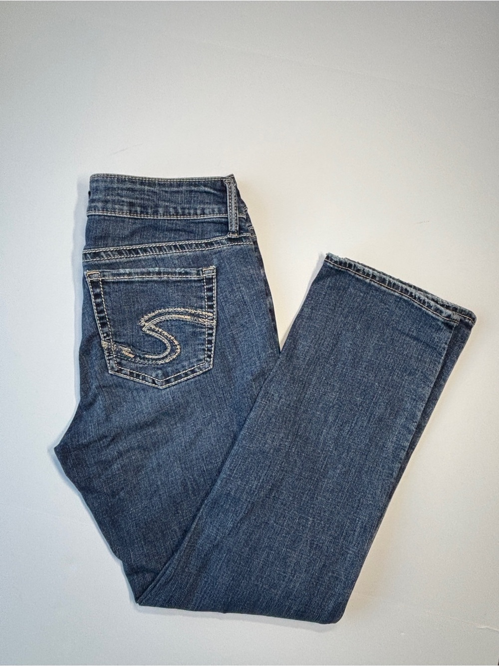 Sz 2 Silver Jeans Co Elyse Capri Jeans Women’s Curvy Mid Rise Medium Wash